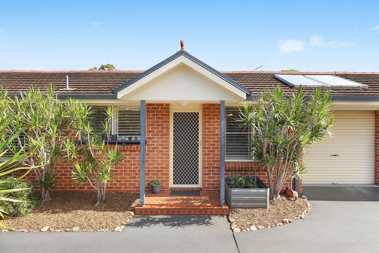 Main view of Homely villa listing, 5/47-49 Webb Road, Booker Bay NSW 2257