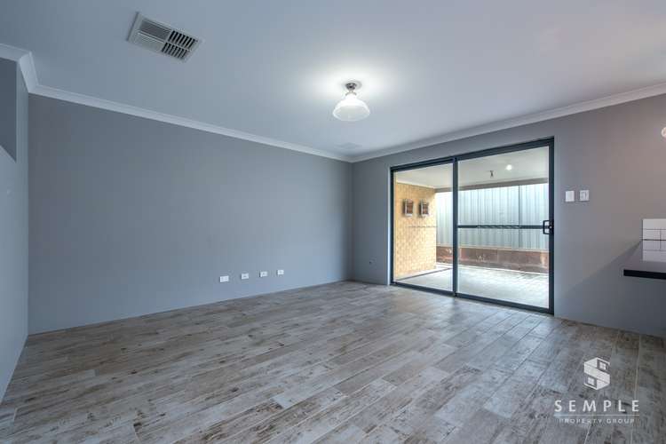 Seventh view of Homely house listing, 20 Canunda Approach, Wandi WA 6167