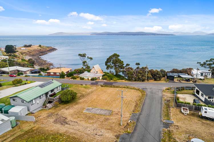 52 Linden Road, Primrose Sands TAS 7173