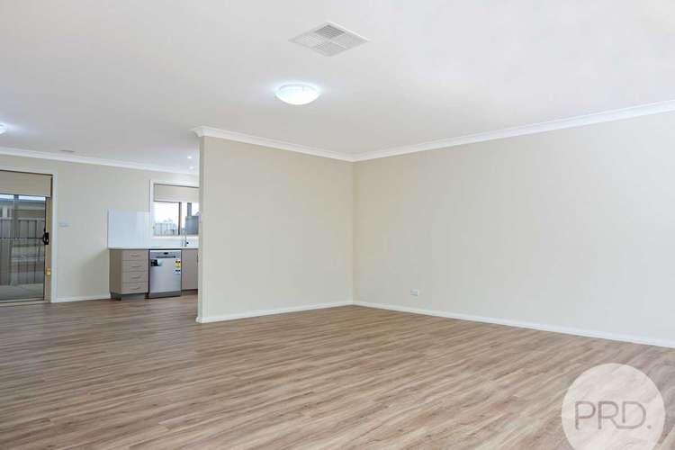 Third view of Homely house listing, 1/6 Trumper Street, Boorooma NSW 2650