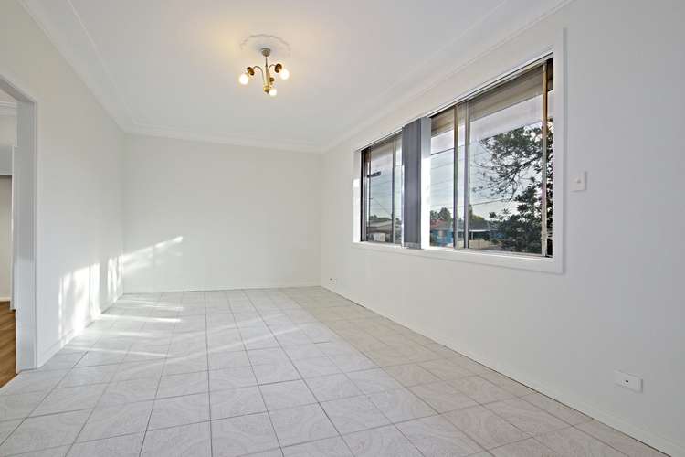 Fifth view of Homely house listing, 122 Derria Street, Canley Heights NSW 2166