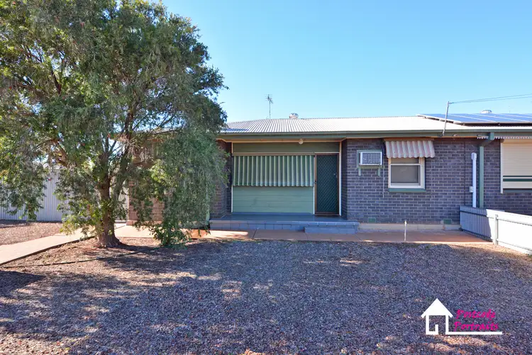 39 Clark Crescent