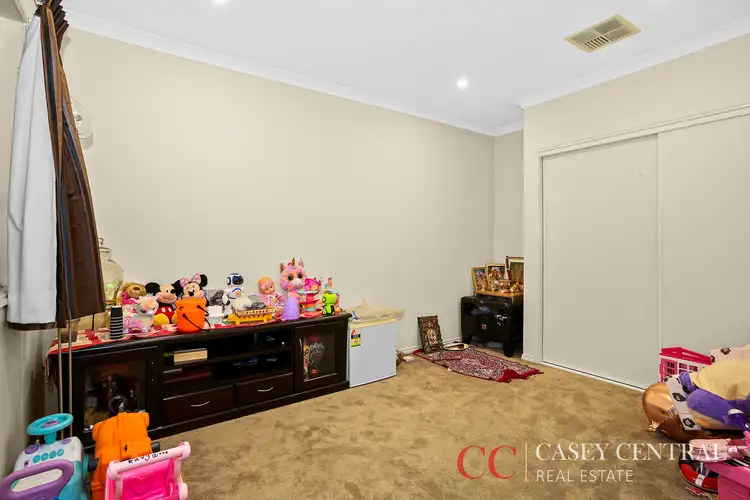 Fifth view of Homely house listing, 4 Pepperbush Circuit, Cranbourne VIC 3977