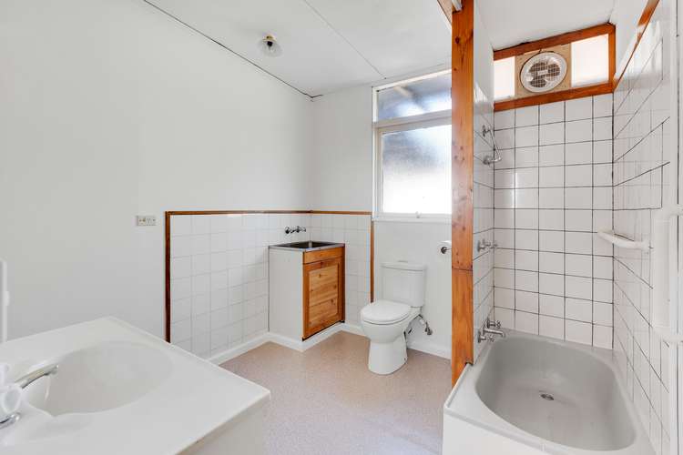 Fourth view of Homely house listing, 2 Kirkwood Avenue, Seaford VIC 3198
