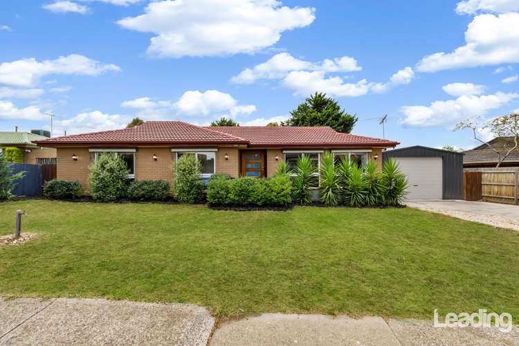 Second view of Homely house listing, 8 McEwen Drive, Sunbury VIC 3429