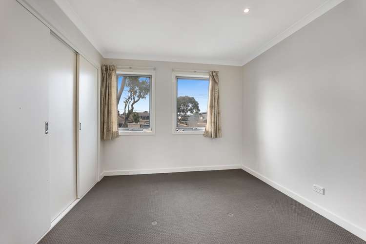 Fourth view of Homely townhouse listing, 305 Oriel Road, Heidelberg West VIC 3081