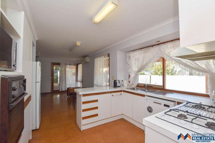 Fifth view of Homely house listing, 11 Kneebone Court, Myrtleford VIC 3737
