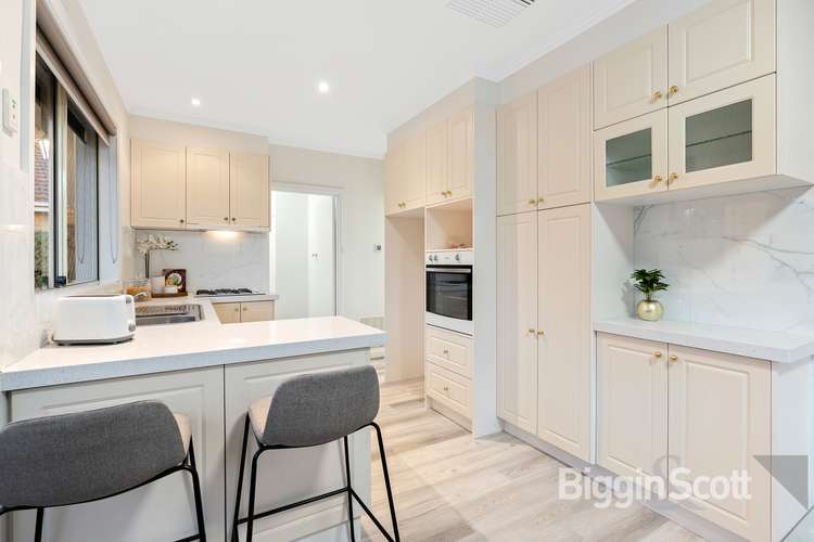 Fifth view of Homely unit listing, 1/11 Cambridge Drive, Glen Waverley VIC 3150