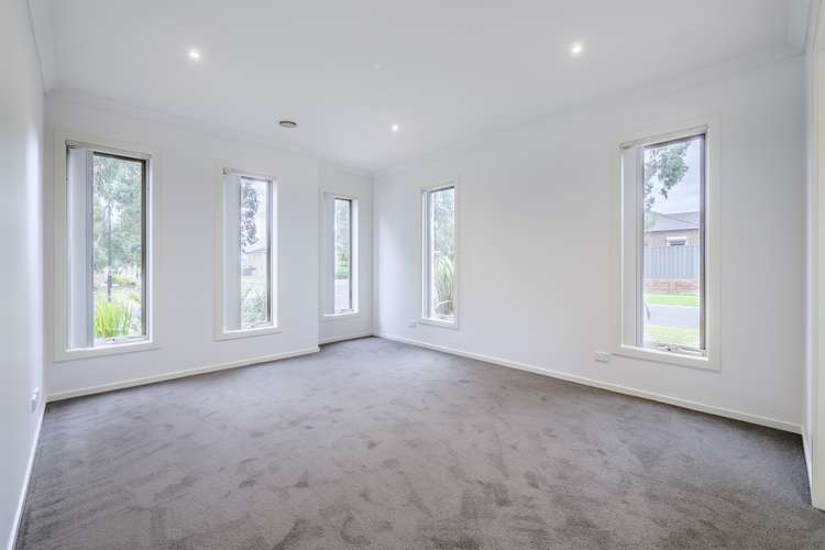 Second view of Homely house listing, 20 Gladiolus Circuit, Cranbourne North VIC 3977