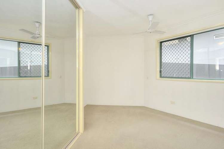 Fourth view of Homely unit listing, 2/124 Queen Street, Southport QLD 4215