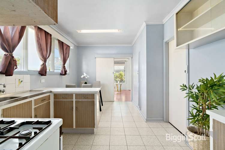 Fifth view of Homely house listing, 9 Surrey Crescent, Oakleigh East VIC 3166