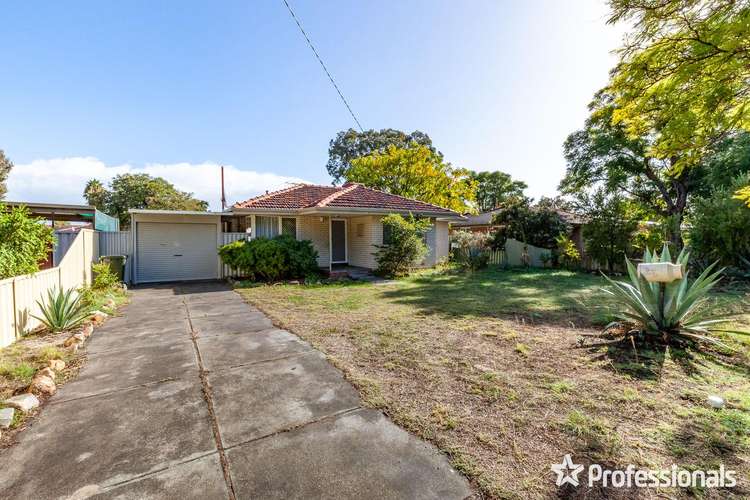 Main view of Homely house listing, 19 Grasmere Place, Kelmscott WA 6111