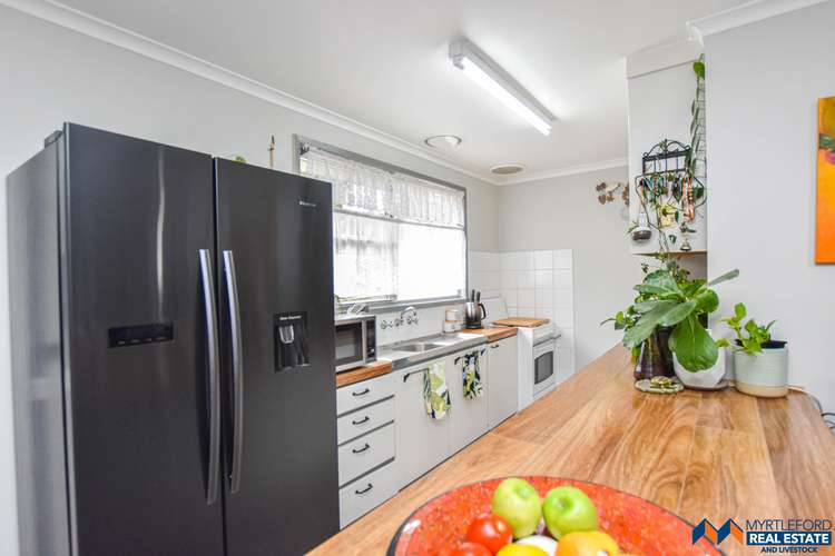 Fifth view of Homely house listing, 7 Woodside Court, Myrtleford VIC 3737