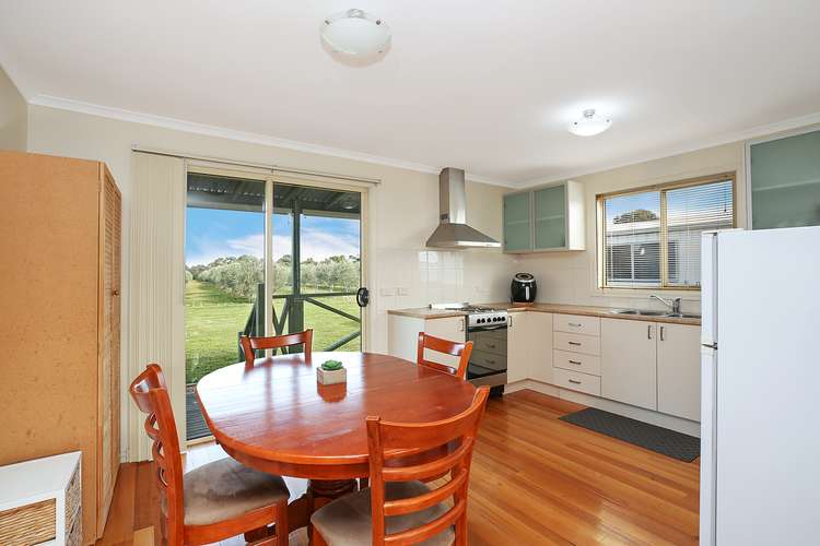 Fourth view of Homely house listing, 5 Christopher Court, Lismore VIC 3324