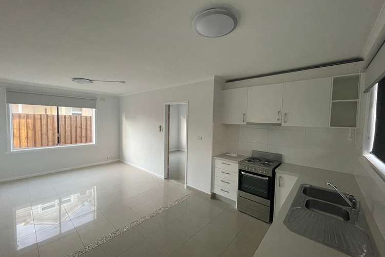 Main view of Homely unit listing, 5/10 Grieve Pde, Altona VIC 3018