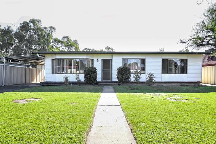 3 White Street, Darlington Point NSW 2706