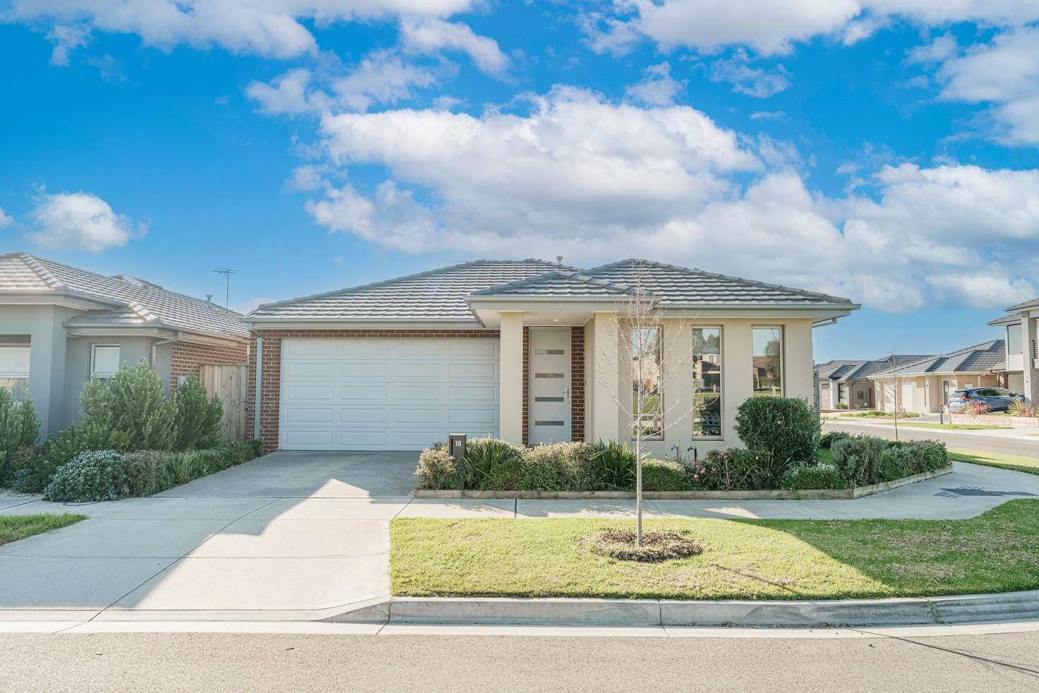Main view of Homely house listing, 18 Ballymarang Chase, Cranbourne West VIC 3977