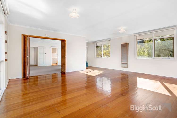 Fifth view of Homely house listing, 1 Coomleigh Avenue, Glen Waverley VIC 3150