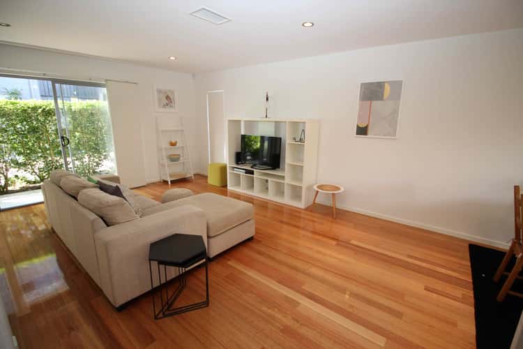 Main view of Homely townhouse listing, 125 Bulimba Street, Bulimba QLD 4171