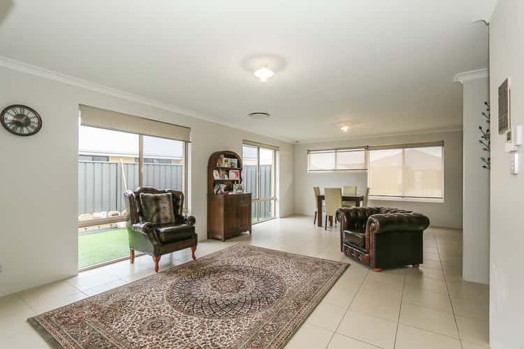 Fifth view of Homely house listing, 5 Ritter Approach, Piara Waters WA 6112