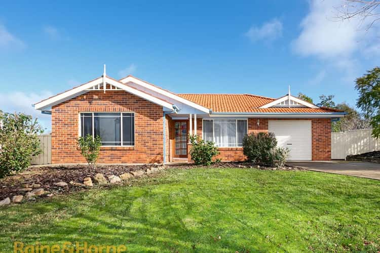 3 Skiff Place, Estella NSW 2650