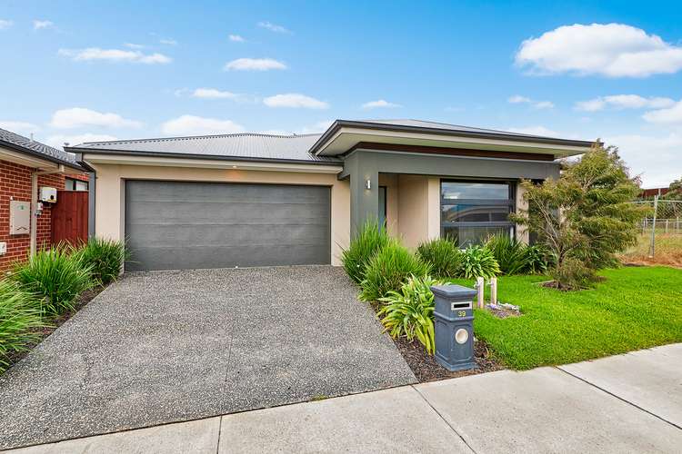 Fifth view of Homely house listing, 39 Beatrix Circuit, Officer VIC 3809