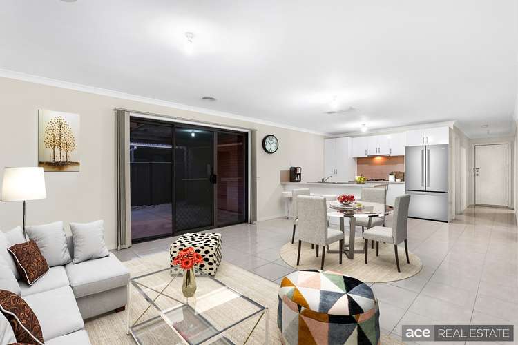 Fourth view of Homely house listing, 21 Kinnear Avenue, Tarneit VIC 3029