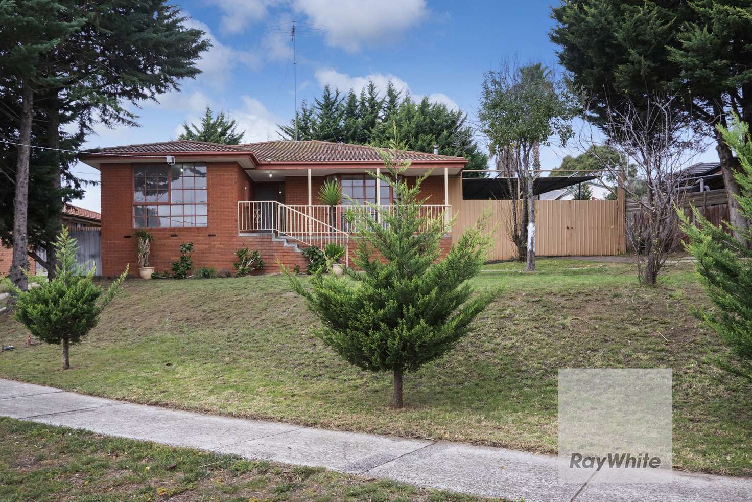 Main view of Homely house listing, 199 Erinbank Crescent, Attwood VIC 3049