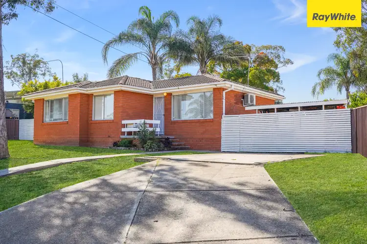 48 Middleton Crescent