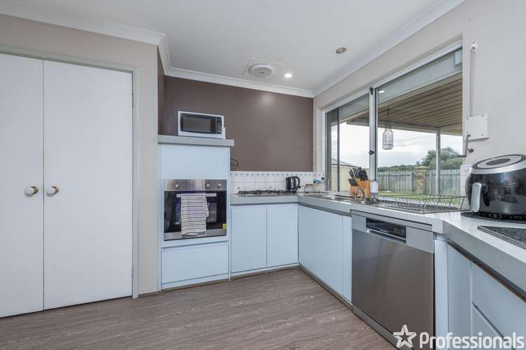 Sixth view of Homely house listing, 15 Orania Mews, Warnbro WA 6169