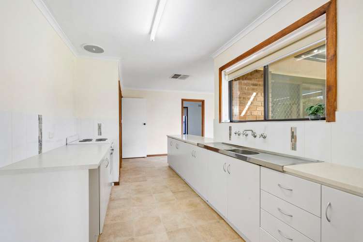 Fourth view of Homely house listing, 5 Dyer Court, Renmark SA 5341
