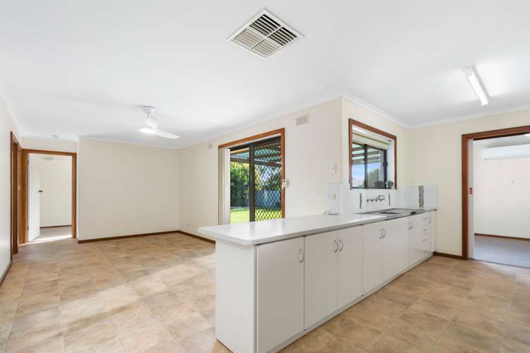 Fifth view of Homely house listing, 5 Dyer Court, Renmark SA 5341