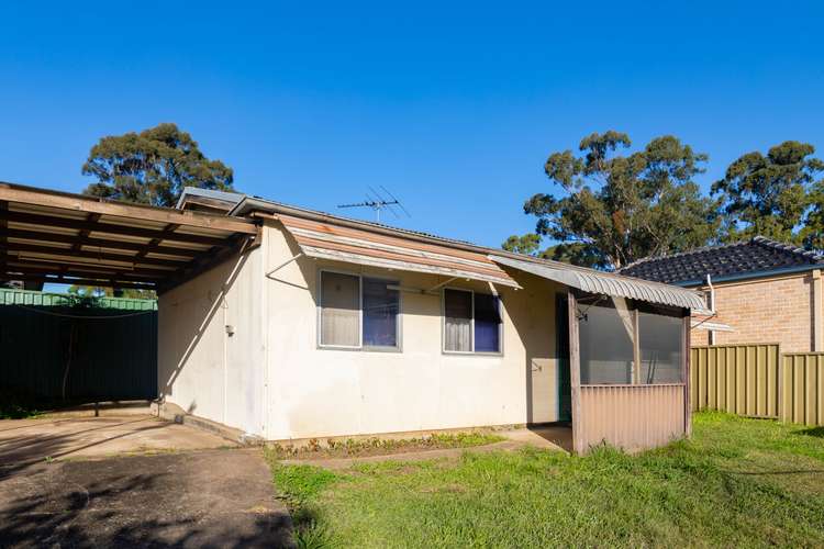 Main view of Homely flat listing, 1/16 Tamplin Road, Guildford NSW 2161