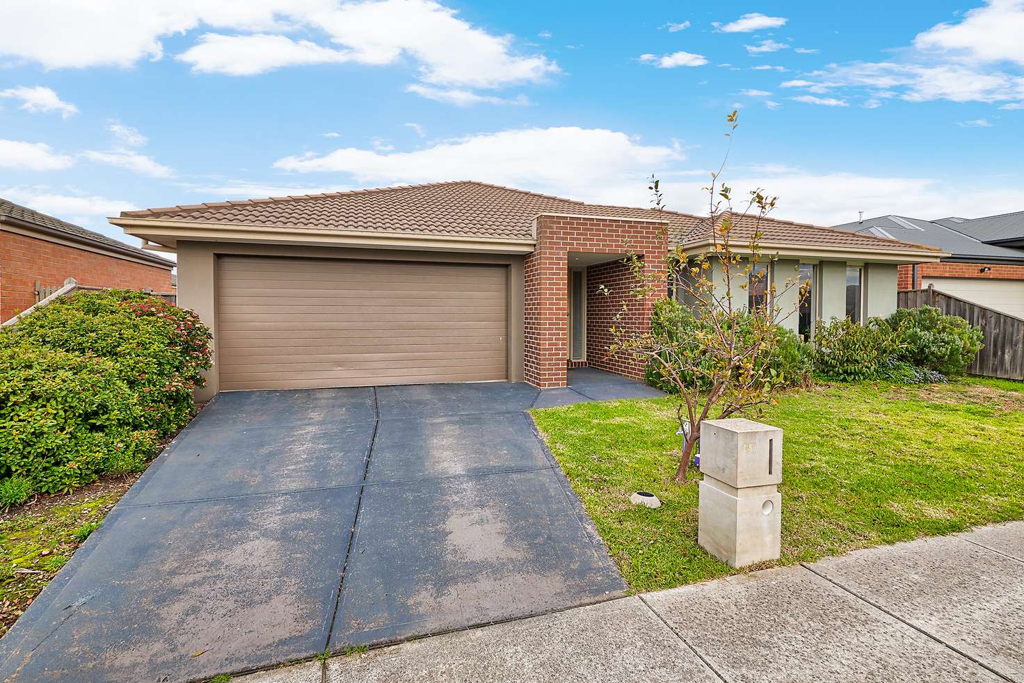 Main view of Homely house listing, 29 Blackledge Drive, Cranbourne East VIC 3977