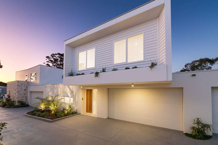 Main view of Homely townhouse listing, 2/52 Oleander Pde, Caringbah South NSW 2229