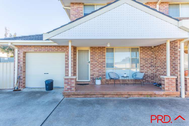 Main view of Homely townhouse listing, 3/8 Chelmsford Street, Tamworth NSW 2340