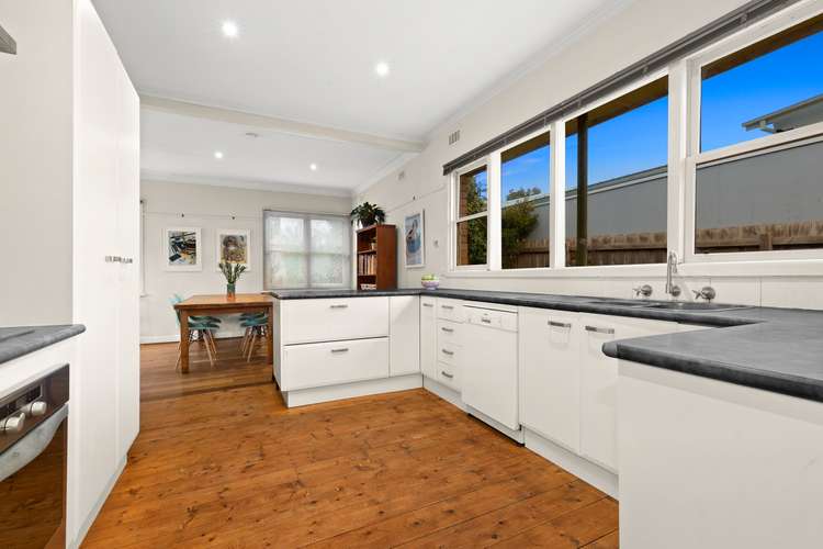 Third view of Homely house listing, 5 Wembley Avenue, Cheltenham VIC 3192