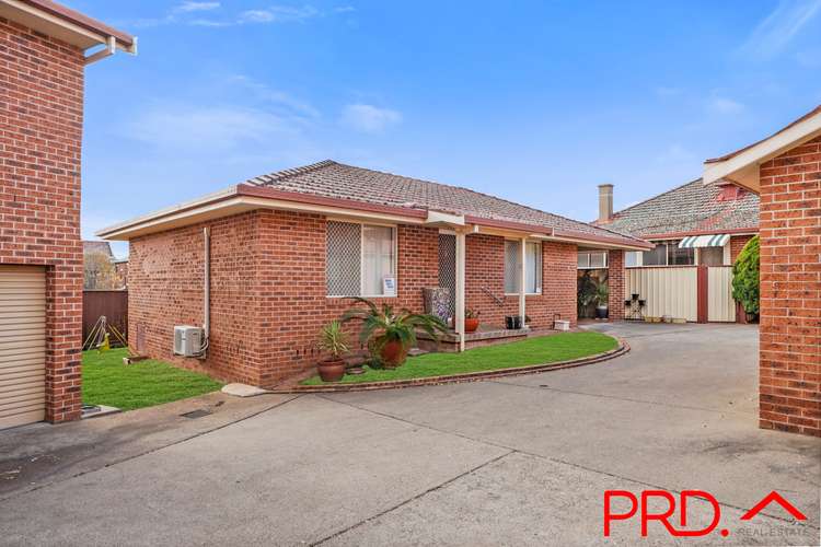 Second view of Homely house listing, 2/71 Crown Street, Tamworth NSW 2340