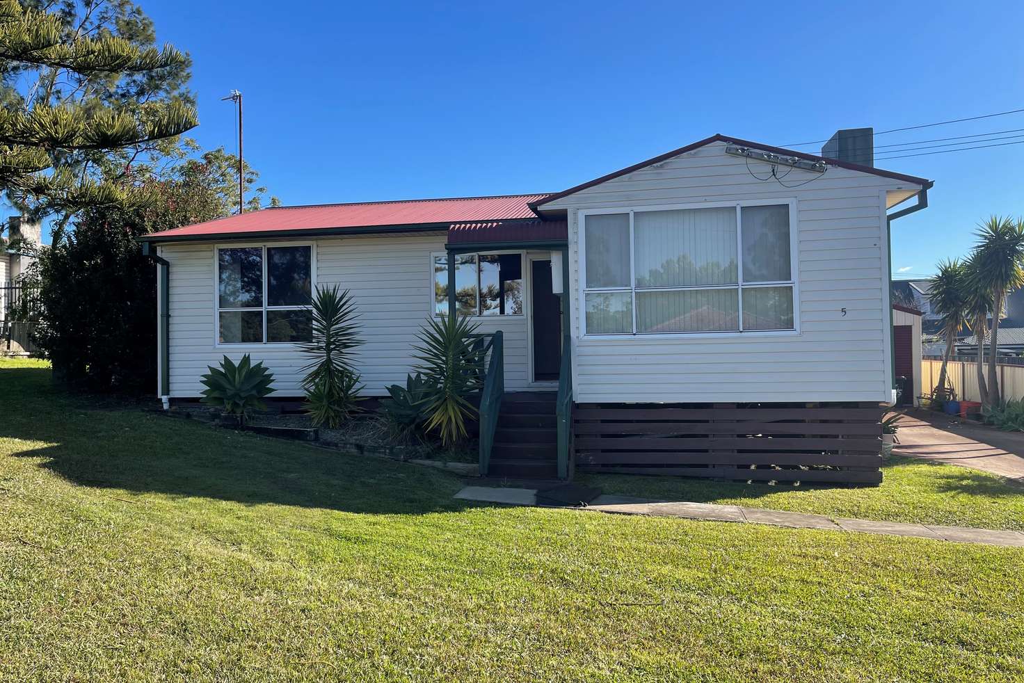 Main view of Homely house listing, 1/5 Barellan Avenue, Dapto NSW 2530