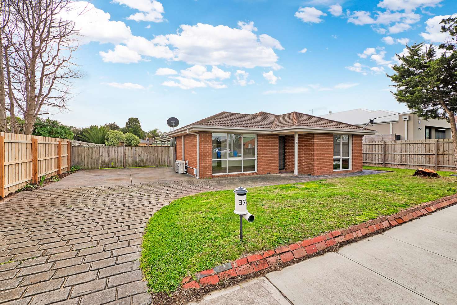 Main view of Homely house listing, 37 Huon Park Road, Cranbourne North VIC 3977