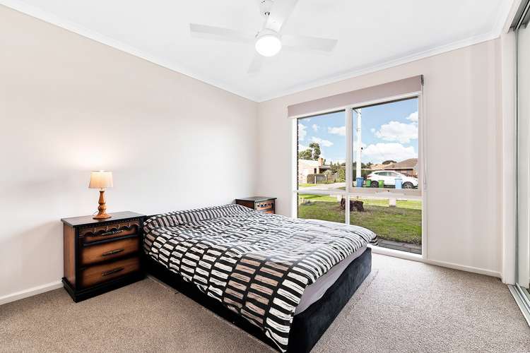Fifth view of Homely house listing, 37 Huon Park Road, Cranbourne North VIC 3977