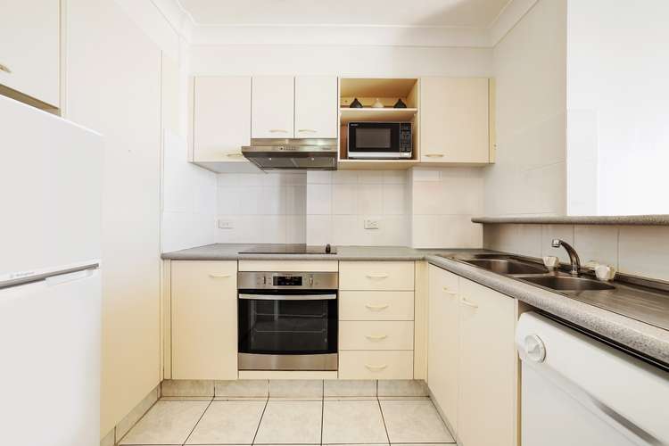 Sixth view of Homely unit listing, 21/4-6 Britannia Avenue, Broadbeach QLD 4218
