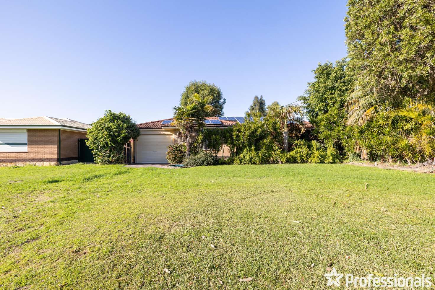 Main view of Homely house listing, 8 Biddenden street, Thornlie WA 6108
