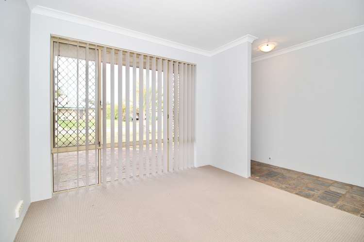 Fourth view of Homely house listing, 6 Wills Court, Cooloongup WA 6168