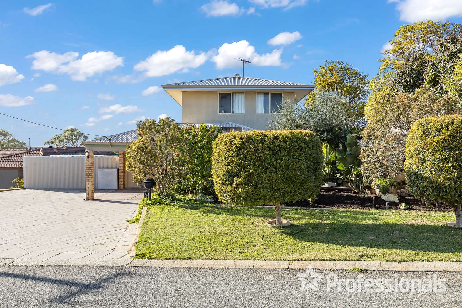 Main view of Homely house listing, 4 Augusta Grove, Yanchep WA 6035