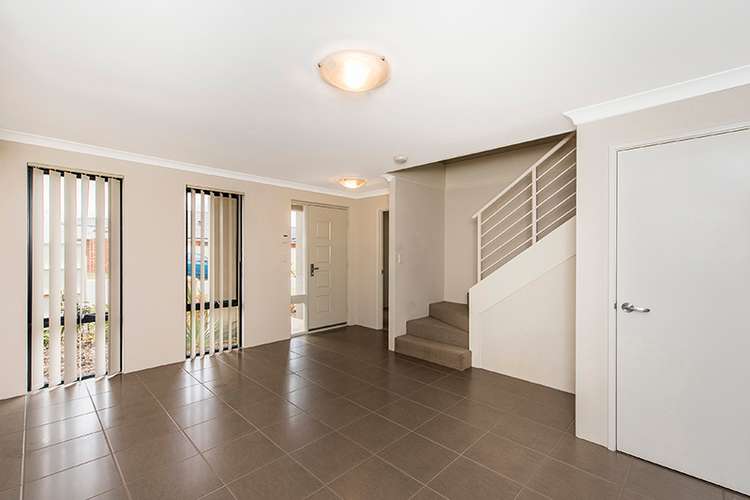 Second view of Homely house listing, 7 Mortimer Link, Baldivis WA 6171