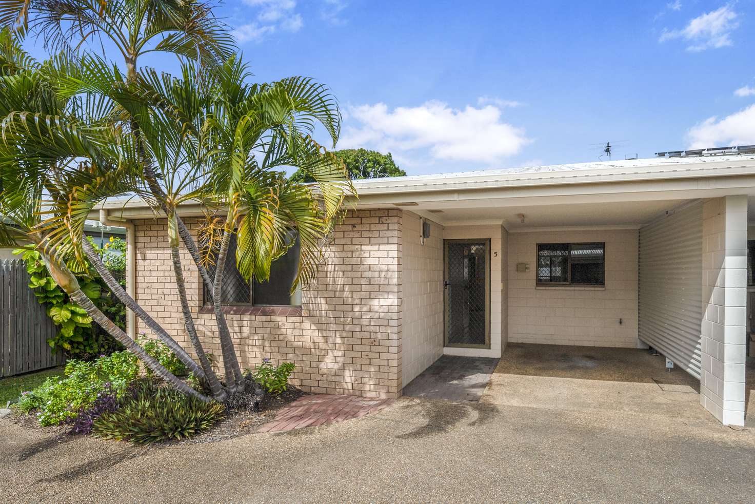 Main view of Homely unit listing, 5/28 Gladstone Street, Pimlico QLD 4812