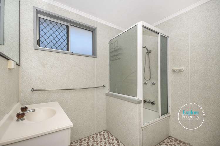 Sixth view of Homely semiDetached listing, 1 & 2/3 Ash Street, Kirwan QLD 4817