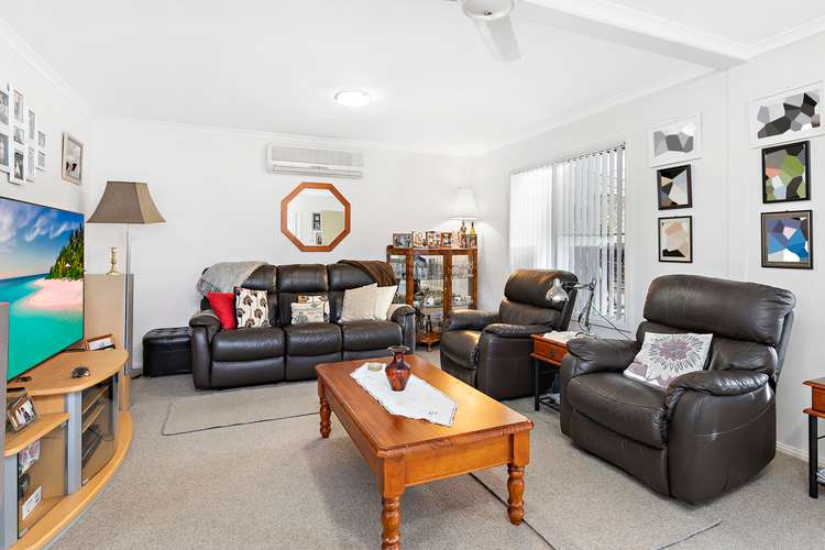 Fifth view of Homely house listing, 2 Lakeline Drive, Kanahooka NSW 2530