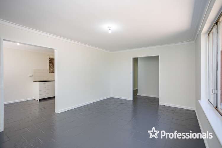 Fifth view of Homely house listing, 2 Jannali Way, Armadale WA 6112